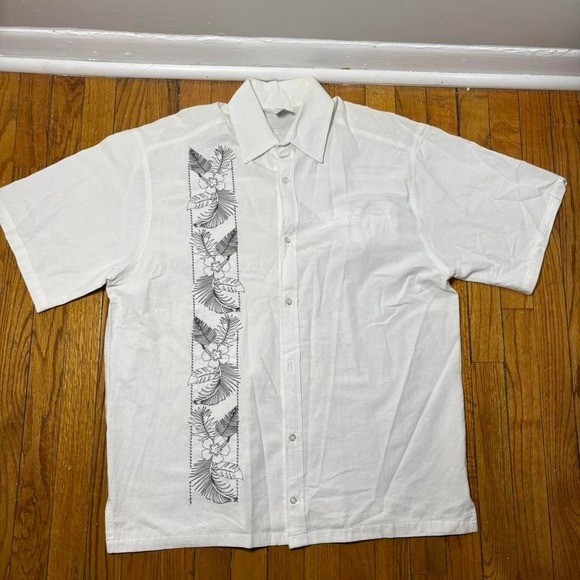 The Unbranded Brand Other - Plus size 100%cotton White, black embroidered button up shirt with floral sz XXL